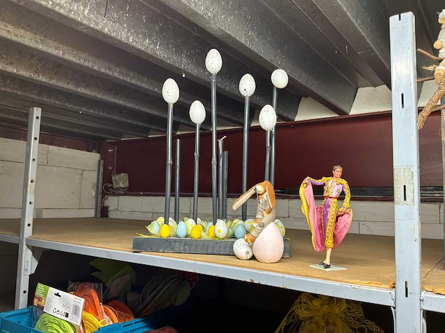 Partij decoratiemateriaal - afbeelding 20 van  46