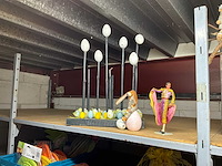 Partij decoratiemateriaal - afbeelding 20 van  46