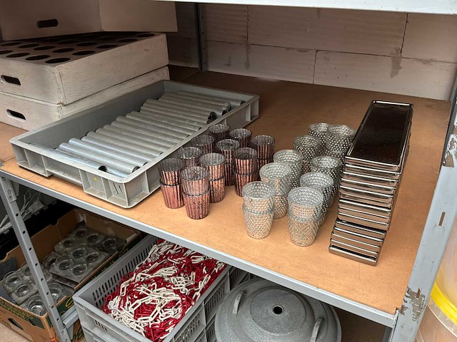 Partij decoratiemateriaal - afbeelding 41 van  46