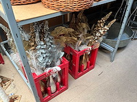 Partij decoratiemateriaal - afbeelding 43 van  46