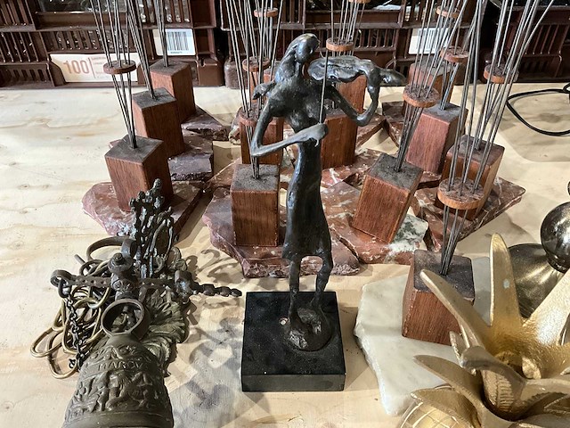 Partij decoratiemateriaal - afbeelding 2 van  4