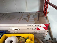 Partij decoratiemateriaal - afbeelding 1 van  10