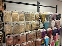Partij decoratiemateriaal - afbeelding 8 van  11