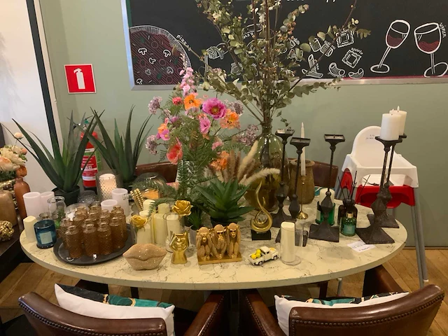 Partij decoratiemateriaal - afbeelding 1 van  3