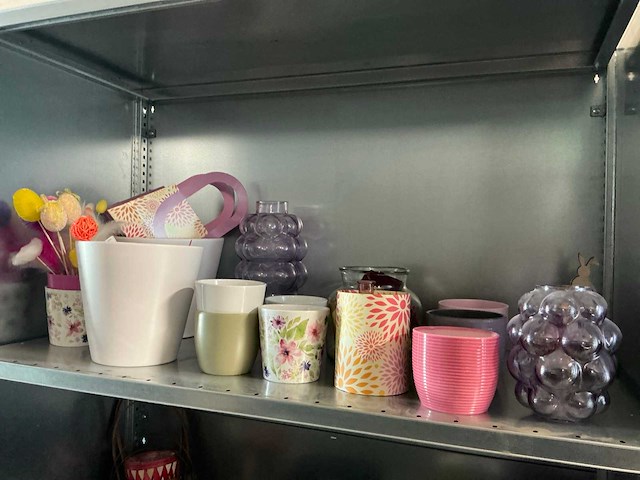 Partij decoratiematerialen - afbeelding 2 van  88