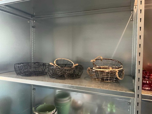 Partij decoratiematerialen - afbeelding 13 van  88