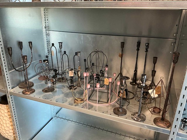 Partij decoratiematerialen - afbeelding 20 van  88