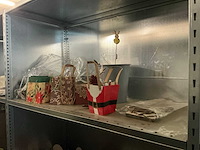 Partij decoratiematerialen - afbeelding 70 van  88