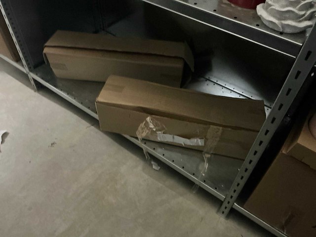 Partij decoratiematerialen - afbeelding 77 van  88