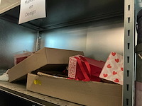 Partij decoratiematerialen - afbeelding 83 van  88