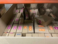 Partij decoratiematerialen - afbeelding 2 van  20