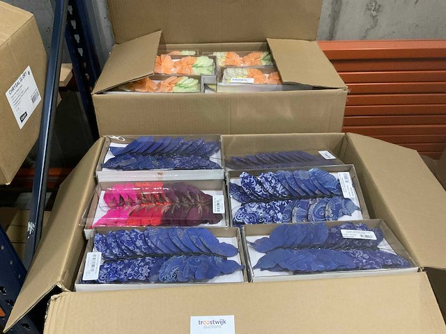 Partij decoratiematerialen - afbeelding 12 van  20