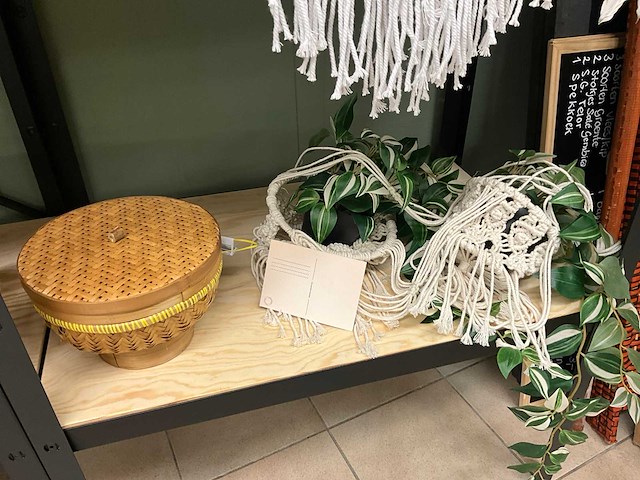 Partij decoratiematerialen - afbeelding 11 van  12