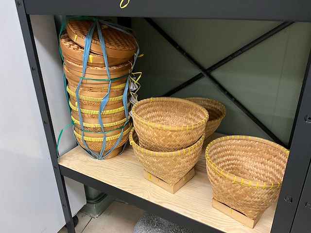 Partij decoratiematerialen - afbeelding 12 van  12