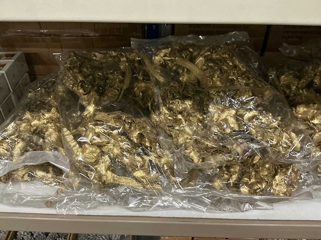 Partij decoratieve gouden takken (14 verpakkingen) - afbeelding 2 van  3
