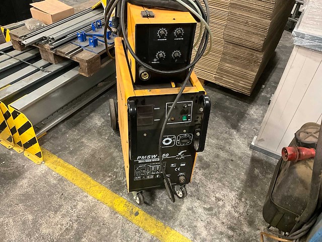 Partij defect garage inventaris - afbeelding 3 van  10