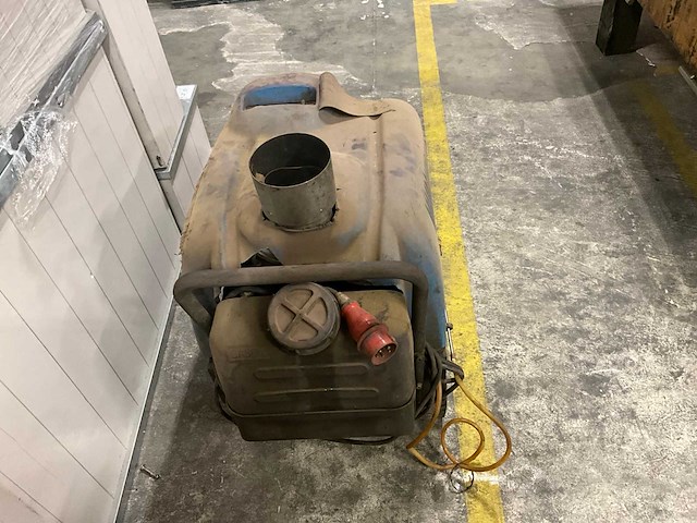 Partij defect garage inventaris - afbeelding 8 van  10