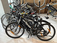 Partij defecte en incomplete fietsen - afbeelding 4 van  9