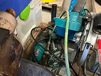 Partij defecte gereedschappen - afbeelding 2 van  11