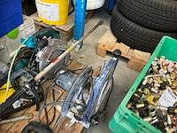 Partij defecte gereedschappen - afbeelding 9 van  11