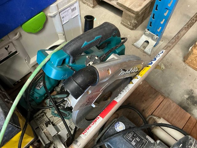 Partij defecte gereedschappen - afbeelding 11 van  11