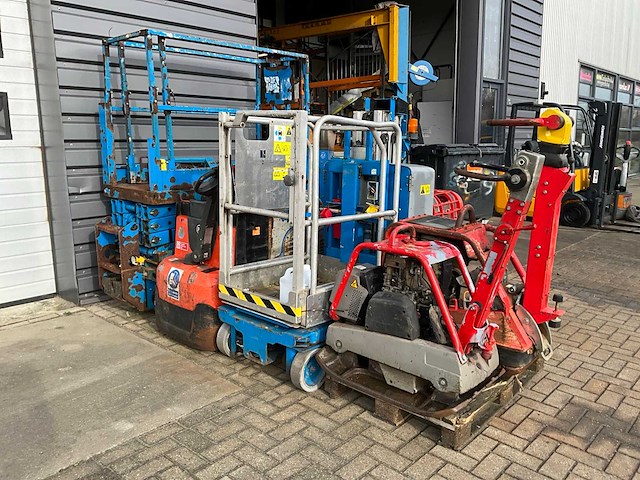 Partij defecte machines - afbeelding 7 van  14