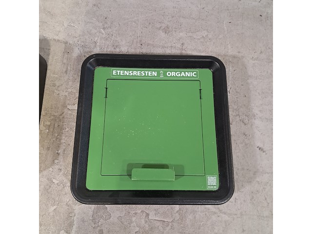 Partij deksels t.b.v. afvalbak - afbeelding 2 van  8