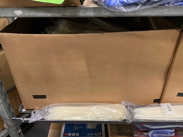 Partij dekzeilen, tiewraps en sleepkabelsets - afbeelding 10 van  11