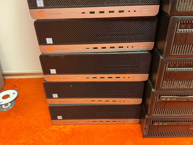 Partij desktops - afbeelding 7 van  9