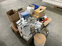 Partij deurbeslag & divers - afbeelding 2 van  9