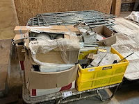 Partij deurbeslag en elektra - afbeelding 1 van  9