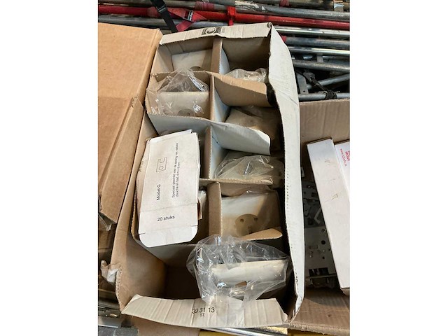 Partij deurbeslag en elektra - afbeelding 5 van  9