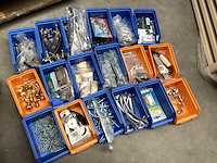 Partij deurbeslag en montage materialen deurbeslag - afbeelding 6 van  6