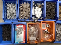 Partij deurbeslag en montage materialen deurbeslag - afbeelding 3 van  6
