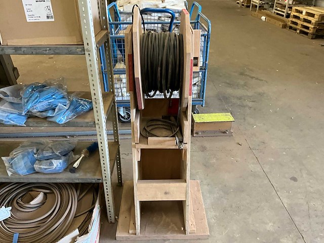 Partij deurbeslag en rubberen profiel - afbeelding 16 van  22