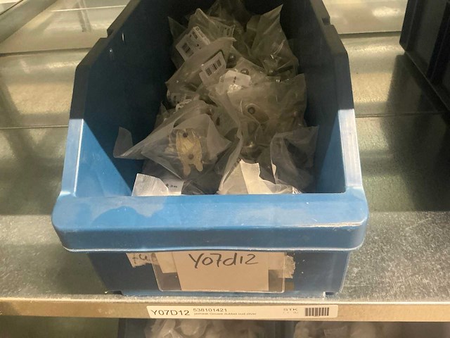 Partij deurbeslag onderdelen en accessoires - afbeelding 4 van  14
