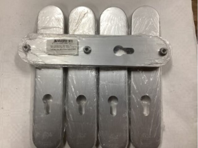 Partij deurbeslag, schilden, rozetten, cilinders - afbeelding 13 van  15