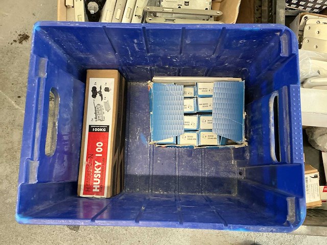 Partij deurbeslag - afbeelding 2 van  7