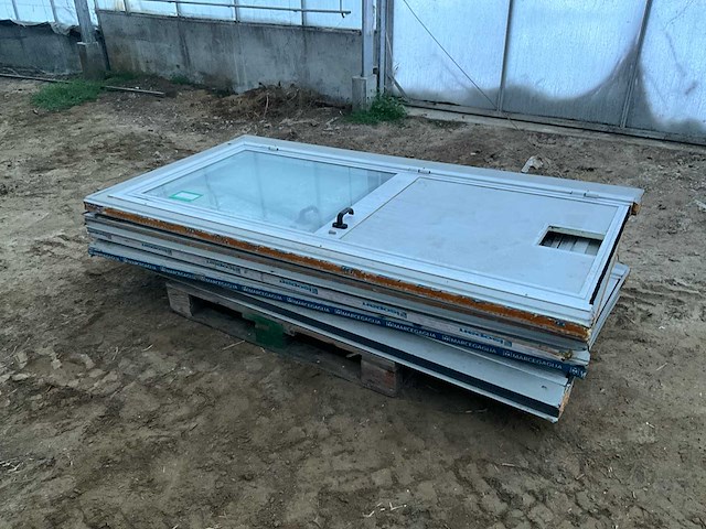 Partij deuren - afbeelding 1 van  10