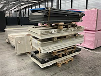 Partij deurkozijnen - afbeelding 1 van  7