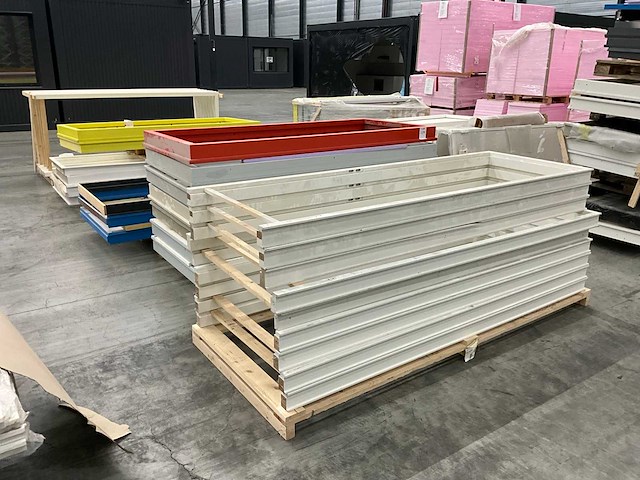 Partij deurkozijnen - afbeelding 2 van  8