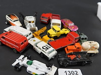 Partij die-cast schaalmodellen - afbeelding 1 van  5