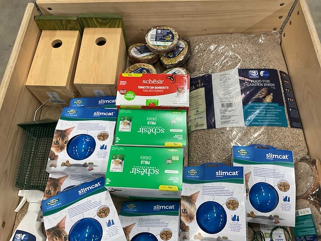 Partij dierenbenodigdheden - afbeelding 7 van  13