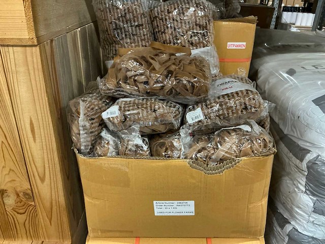 Partij dillewijn zwapak elastieken 120x15mm natural (320x) - afbeelding 1 van  6