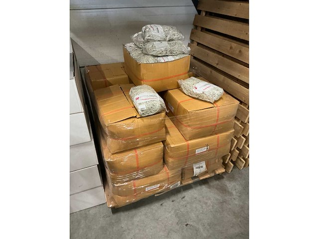 Partij dillewijn zwapak elastieken 80x1.5mm wit 1kg per zak (300x) - afbeelding 3 van  4