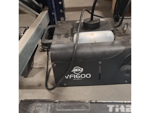 Partij discotheek apparatuur - afbeelding 8 van  10