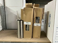 Partij dispensers en hygiëne producten - afbeelding 12 van  13