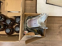 Partij dispensers en schoonmaak artikelen - afbeelding 8 van  10