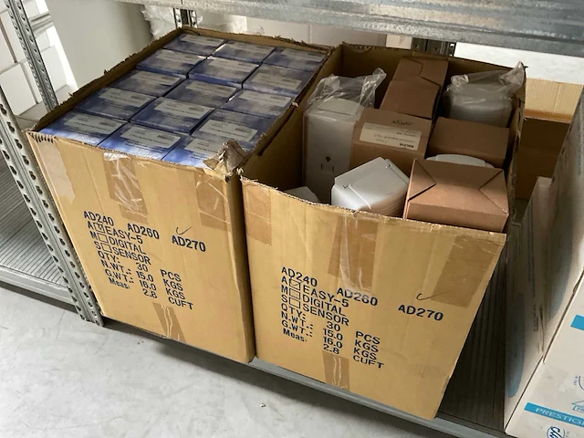 Partij dispensers en toebehoren - afbeelding 8 van  8