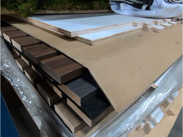 Partij display materiaal - afbeelding 2 van  3